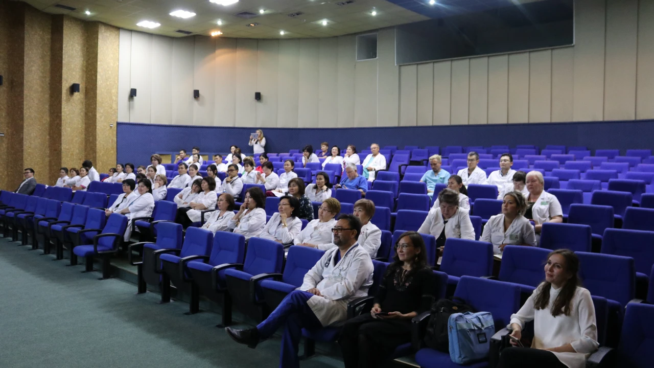 КОНФЕРЕНЦИЯ НА ТЕМУ: «СОВРЕМЕННАЯ АНТИТРОМБОТИЧЕСКАЯ ТЕРАПИЯ ПРИ ФИБРИЛЛЯЦИИ ПРЕДСЕРДИЙ.  Можем ли мы сделать что-то лучше?» 