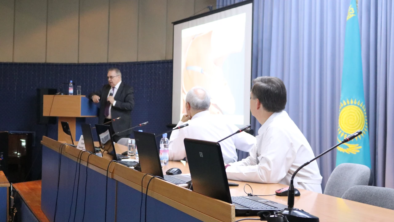 КОНФЕРЕНЦИЯ НА ТЕМУ: «СОВРЕМЕННАЯ АНТИТРОМБОТИЧЕСКАЯ ТЕРАПИЯ ПРИ ФИБРИЛЛЯЦИИ ПРЕДСЕРДИЙ.  Можем ли мы сделать что-то лучше?» 