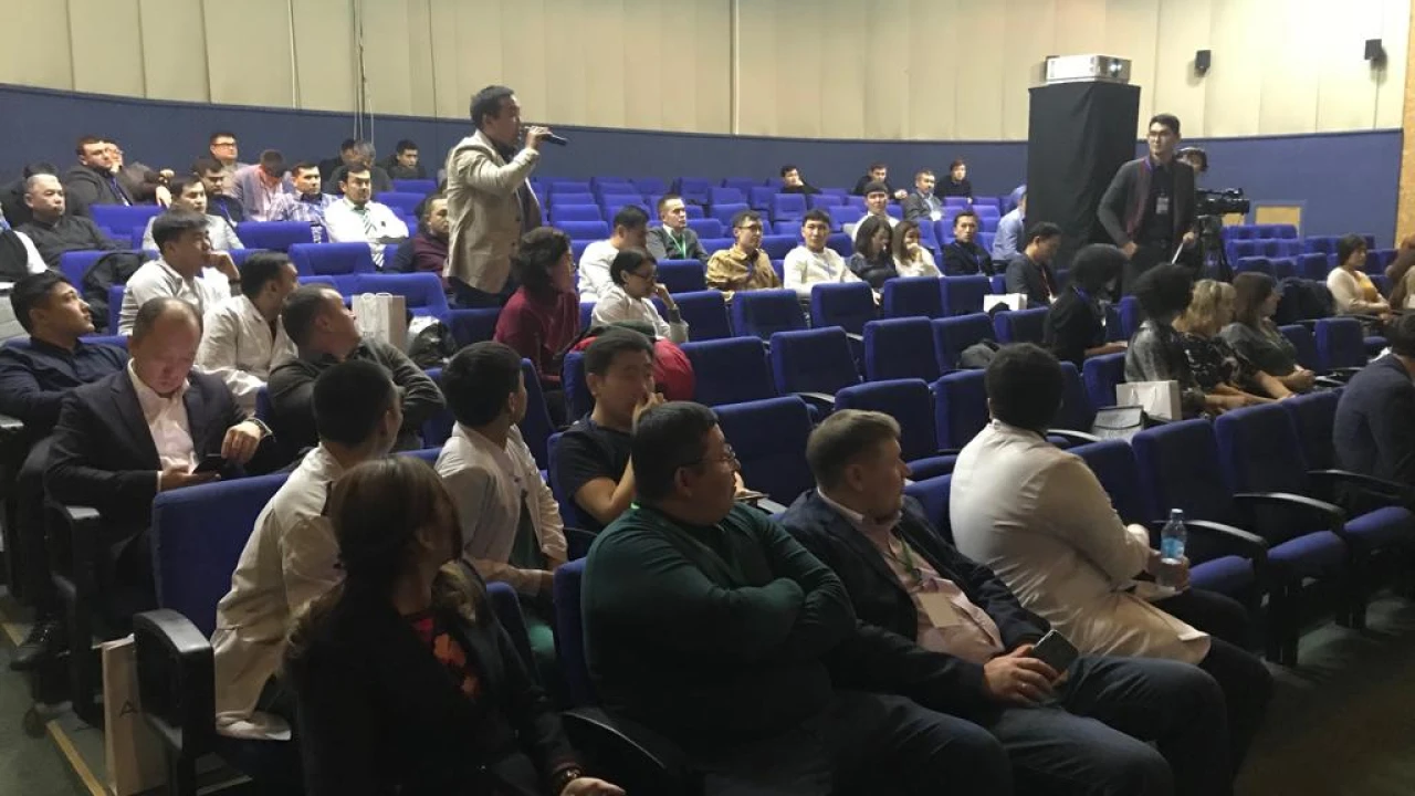 20 - 21 декабря 2019 года в Алматы Казахстан на базе Центра нейрохирургии Центральной клинической больницы Медицинского Центра Управления делами Президента РК СОВМИНКИ проходит IV международный дискуссионный нейрокурс для нейрохирургов, неврологов, радиологов. 